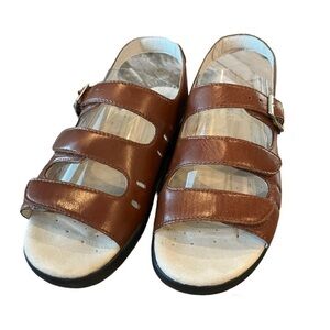 Brown Leather Women’s 8.5 Orthotics Sandals -Propet